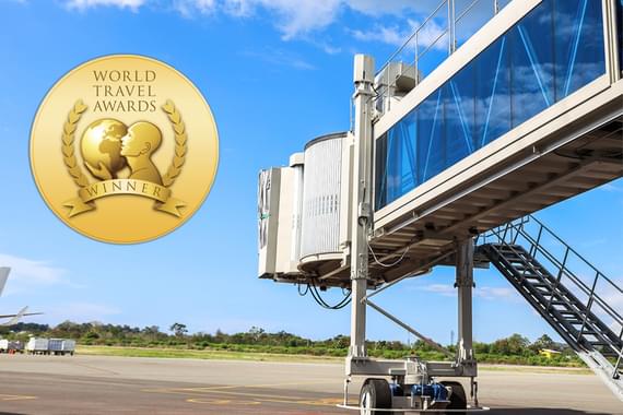 cancun airport award image